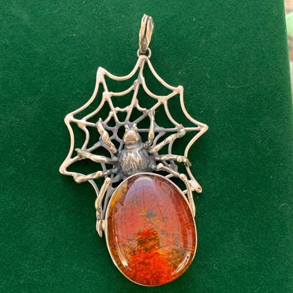 Sterling g silver spider pendant 925 spiderweb jewelry baltic amber gothic punk - Picture 12 of 13